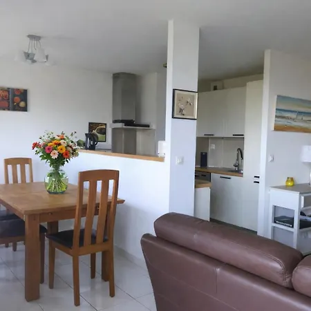 Le Jardin Fleuri, Superbe F3, Terrasse Vue Mer, Piscine Et Tennis *