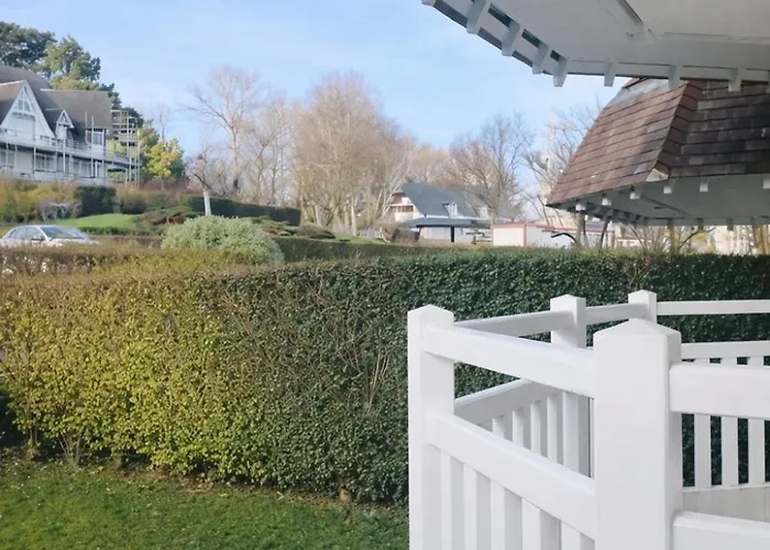 Apartment Le Jardin Fleuri, Superbe F3, Terrasse Vue Mer, Piscine Et Tennis Villers-sur-Mer